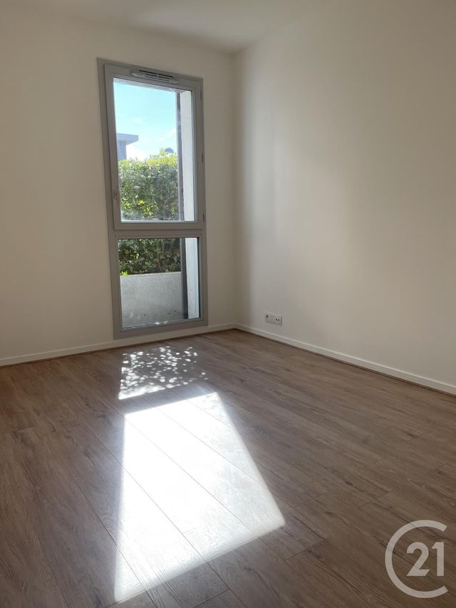 Appartement F2 à louer - 2 pièces - 41.3 m2 - ATHIS MONS - 91 - ILE-DE-FRANCE - Century 21 L'Athégienne