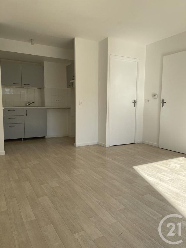 Appartement F2 à louer - 2 pièces - 41.3 m2 - ATHIS MONS - 91 - ILE-DE-FRANCE - Century 21 L'Athégienne