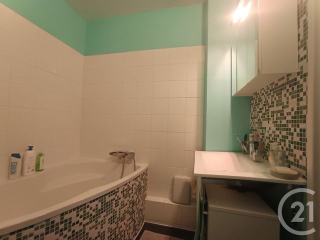 Appartement F2 à vendre - 2 pièces - 47.96 m2 - ATHIS MONS - 91 - ILE-DE-FRANCE - Century 21 L'Athégienne