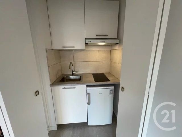 Appartement Studio à louer - 1 pièce - 28.32 m2 - PARIS - 75005 - ILE-DE-FRANCE - Century 21 L'Athégienne