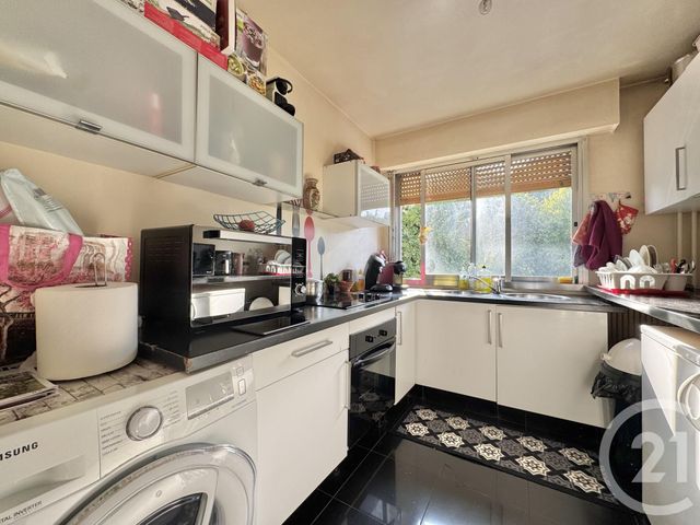 Appartement F3 à vendre - 3 pièces - 51.72 m2 - JUVISY SUR ORGE - 91 - ILE-DE-FRANCE - Century 21 L'Athégienne