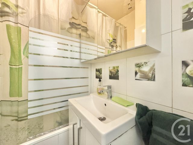 Appartement F3 à vendre - 3 pièces - 51.72 m2 - JUVISY SUR ORGE - 91 - ILE-DE-FRANCE - Century 21 L'Athégienne