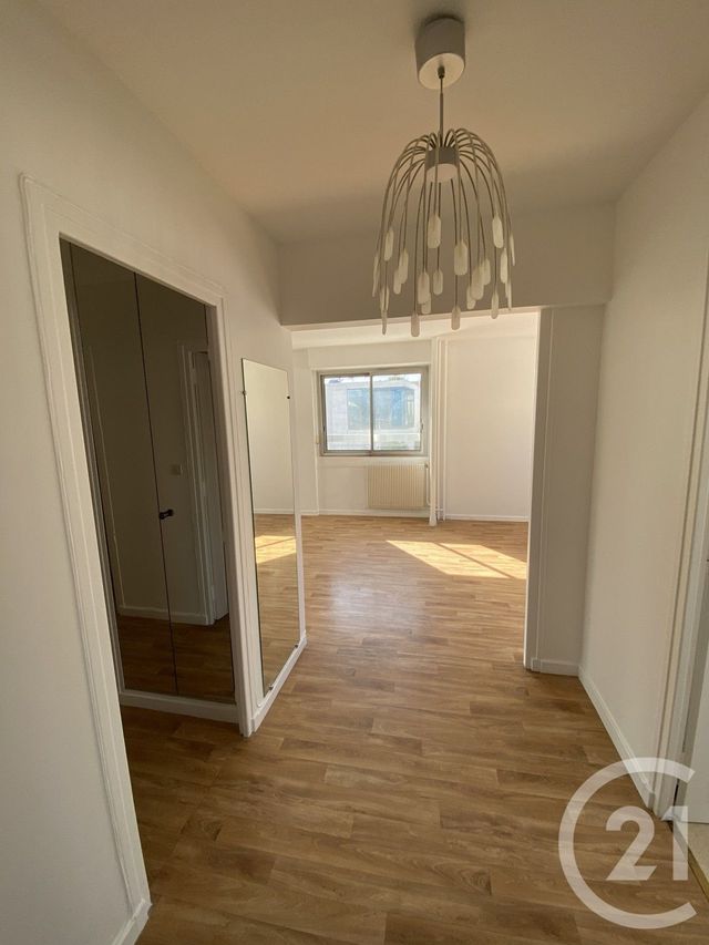 Appartement à louer - 4 pièces - 72.98 m2 - JUVISY SUR ORGE - 91 - ILE-DE-FRANCE - Century 21 L'Athégienne