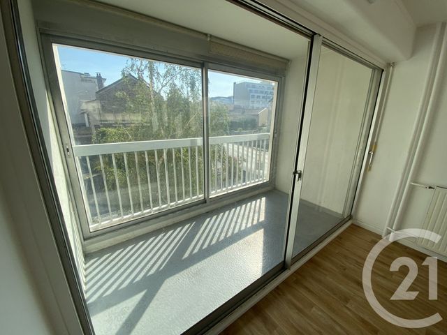 Appartement à louer - 4 pièces - 72.98 m2 - JUVISY SUR ORGE - 91 - ILE-DE-FRANCE - Century 21 L'Athégienne