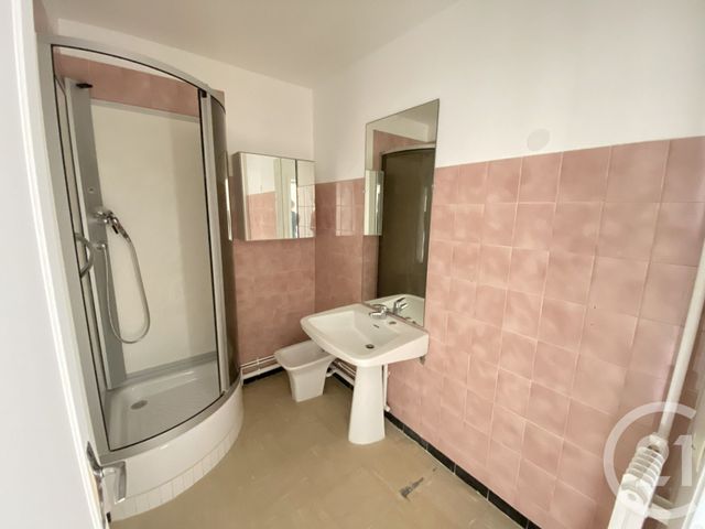 Appartement à louer - 4 pièces - 72.98 m2 - JUVISY SUR ORGE - 91 - ILE-DE-FRANCE - Century 21 L'Athégienne