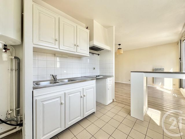 Appartement F1 à vendre - 1 pièce - 30.0 m2 - PARAY VIEILLE POSTE - 91 - ILE-DE-FRANCE - Century 21 L'Athégienne