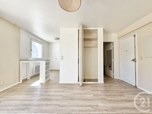 Appartement F1 à vendre - 1 pièce - 30.0 m2 - PARAY VIEILLE POSTE - 91 - ILE-DE-FRANCE - Century 21 L'Athégienne