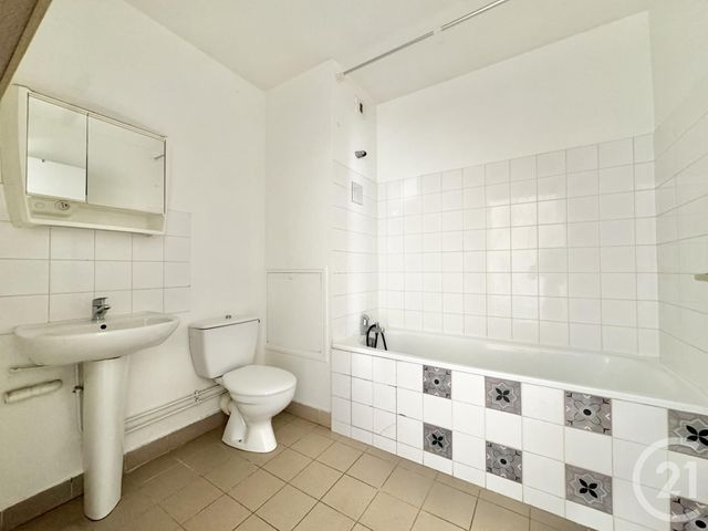 Appartement F1 à vendre - 1 pièce - 30.0 m2 - PARAY VIEILLE POSTE - 91 - ILE-DE-FRANCE - Century 21 L'Athégienne