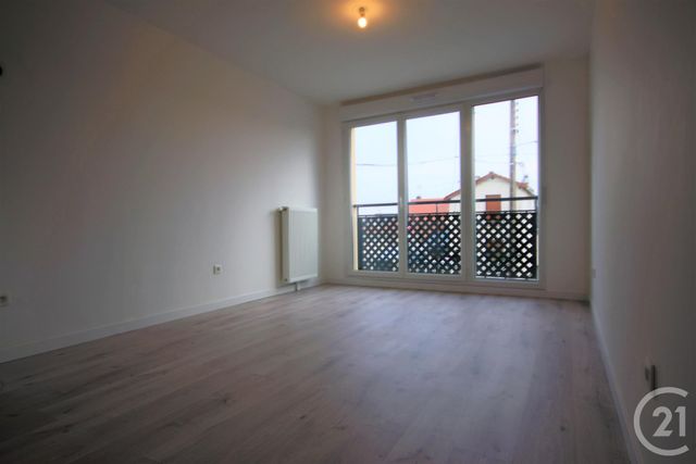 Appartement F2 à louer ATHIS MONS