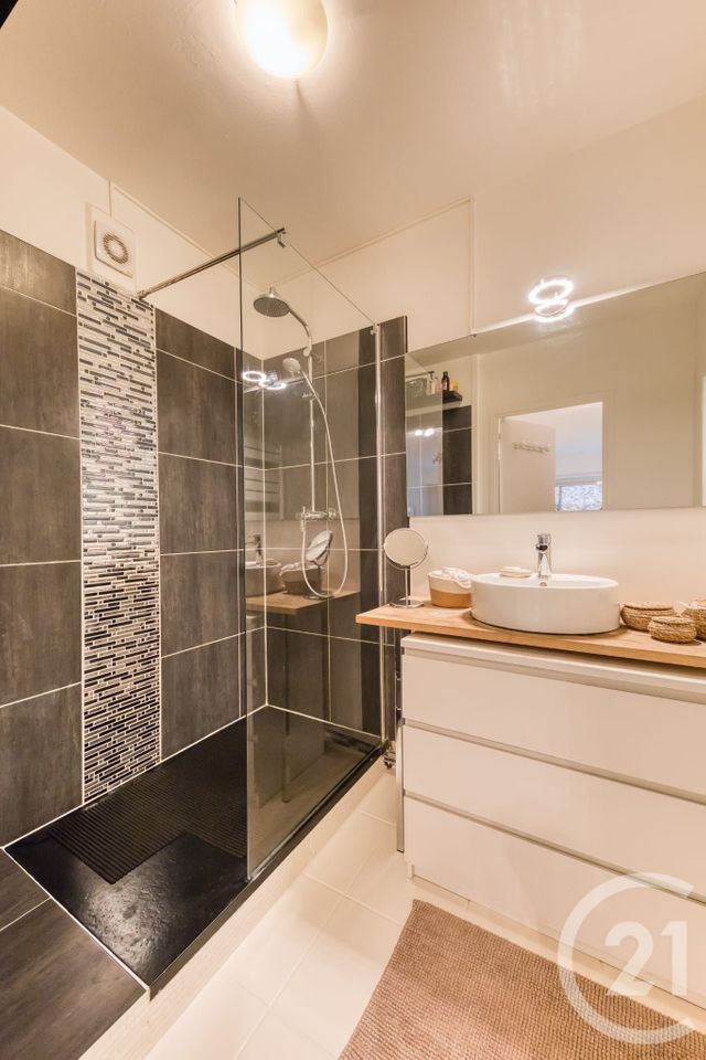 Appartement F3 à vendre - 3 pièces - 66.02 m2 - ATHIS MONS - 91 - ILE-DE-FRANCE - Century 21 L'Athégienne