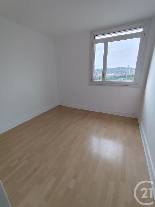 Appartement à louer - 3 pièces - 55.37 m2 - SAVIGNY SUR ORGE - 91 - ILE-DE-FRANCE - Century 21 L'Athégienne